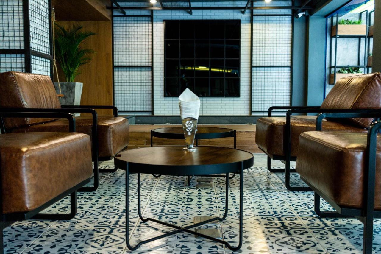 Bh Baan Paradise Hotel Patong מראה חיצוני תמונה