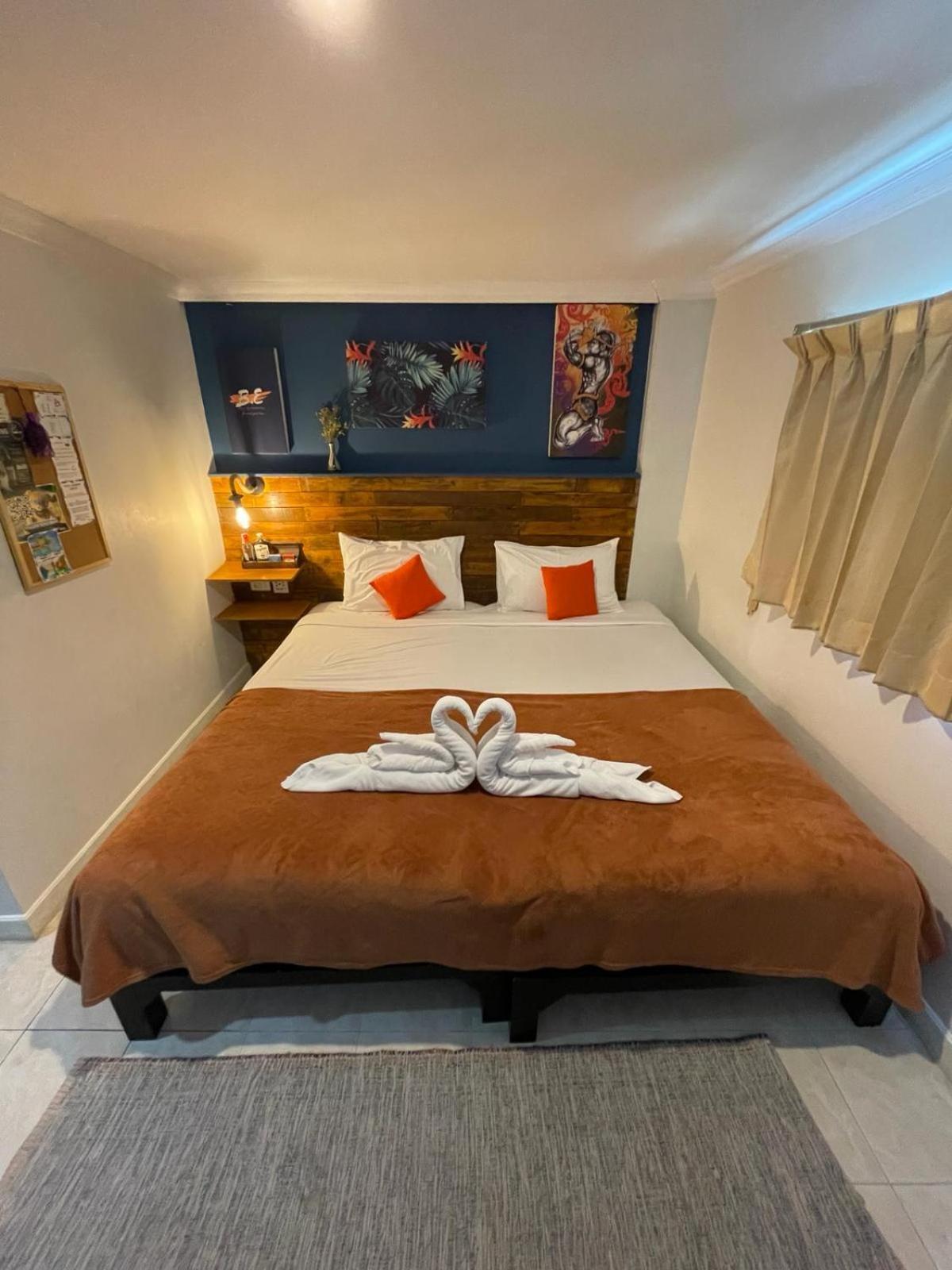 Bh Baan Paradise Hotel Patong מראה חיצוני תמונה